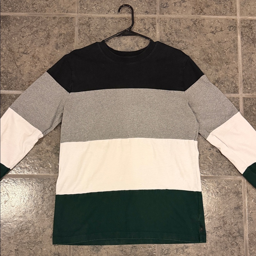American Eagle Outfitters Black Crewneck